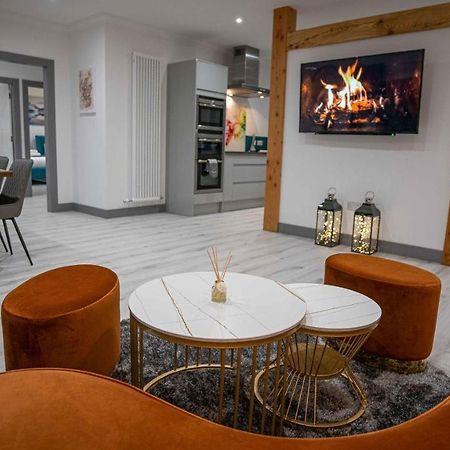 Heather House , Luxury Holiday House In Питлохри Екстериор снимка